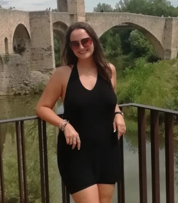 María S.